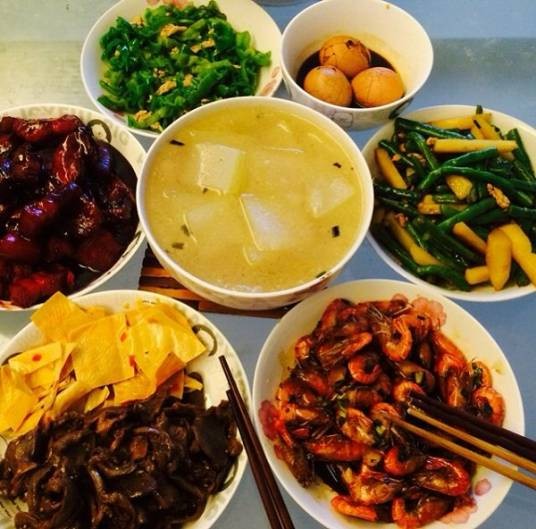 何故四菜一汤