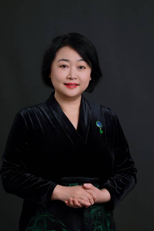 康丽（北京师范大学文学院教授，中国民俗学会副会长）