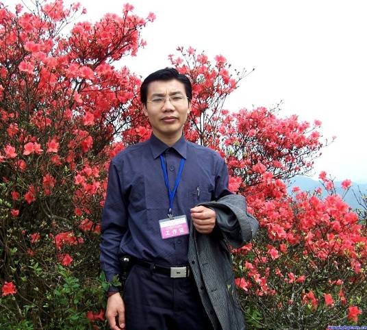 周昌俊（中国著名书法家）