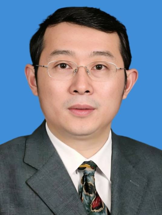 王强（广东省深圳市委原常委、市委统战部原部长，市政协原党组副书记）