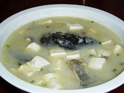 大鱼头豆腐汤