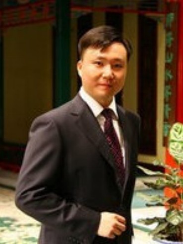 徐腾（当红京剧老生演员）