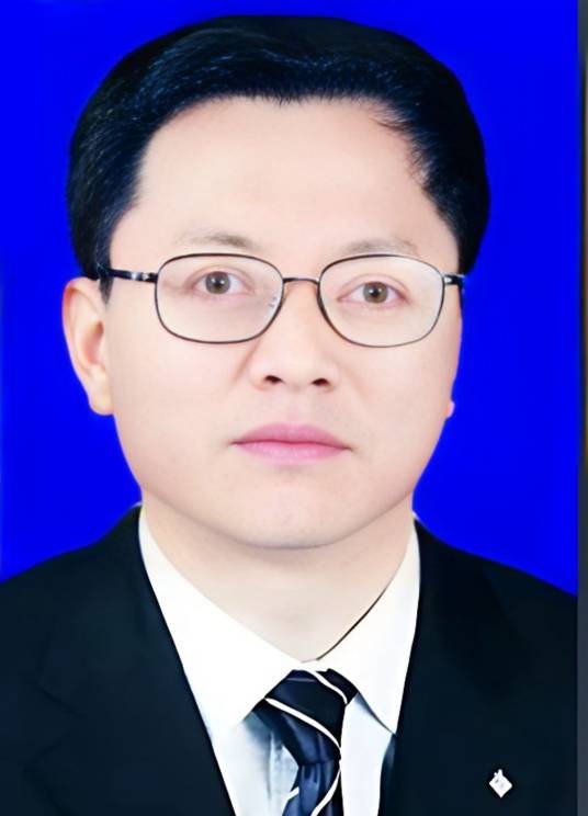 王昱（江西省临川一中原校长）