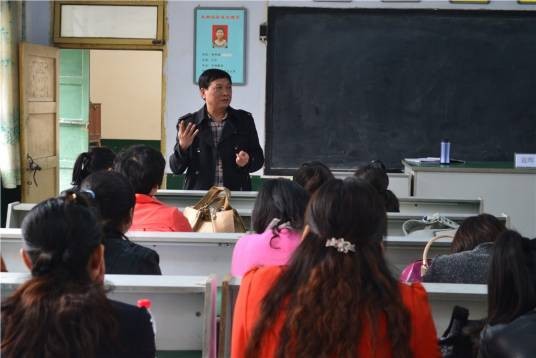 宁波市海曙区高桥镇中心初级中学
