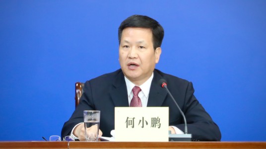 何小鹏（陕西省咸阳市人大常委会党组成员、副主任）