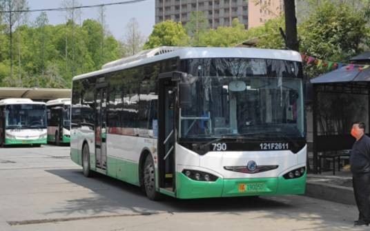 武汉公交790路
