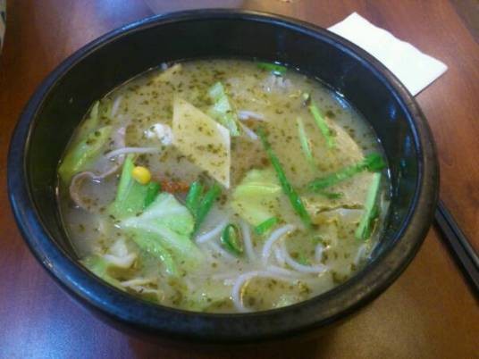 阿香米线(十里堡店)