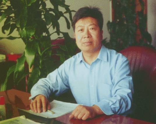 朱亮（兰州理工大学教授）