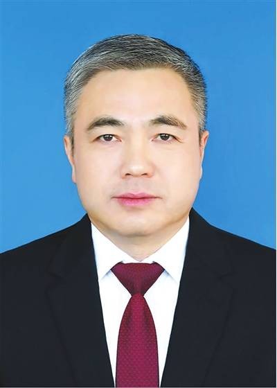 郑庆华（江西省九江市人大常委会副主任、党组成员）