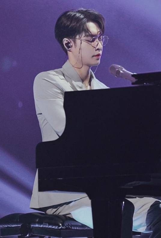 略过（2020年张艺兴演唱的歌曲）