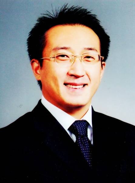 赵骏（浙江大学求是学院常务副院长，党委委员、副书记、教授）