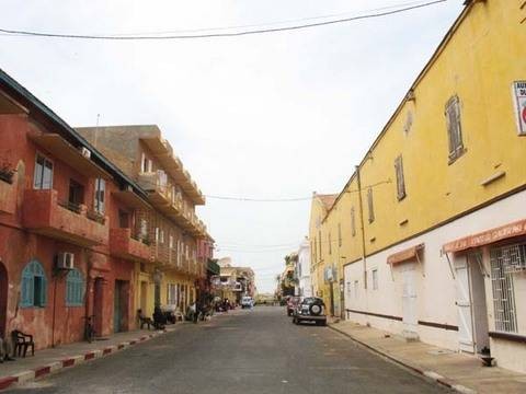 圣路易（塞内加尔圣路易区首府）