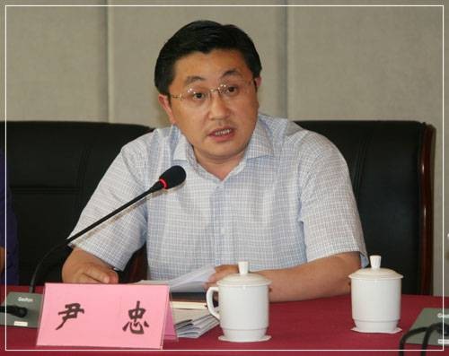 尹忠（四川省隆昌市委原书记）