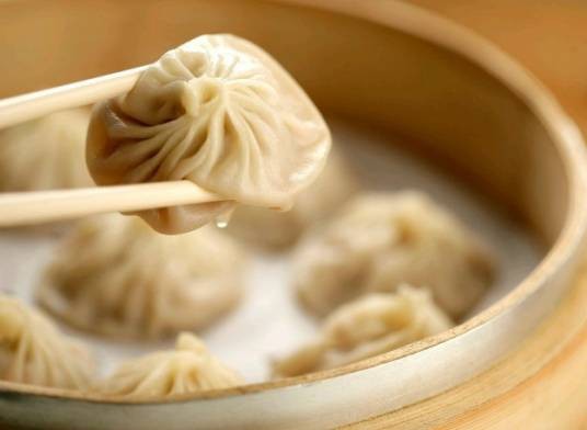 灌汤包（汉族小吃）