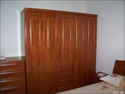 橡胶木家具