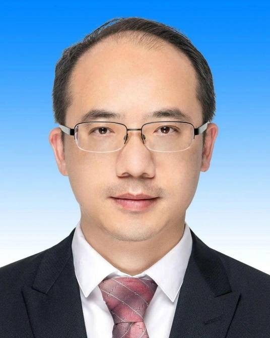 李飞（广东省汕头市委常委，市政府副市长、党组成员）