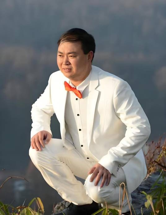 张世平（中国内地男歌手）