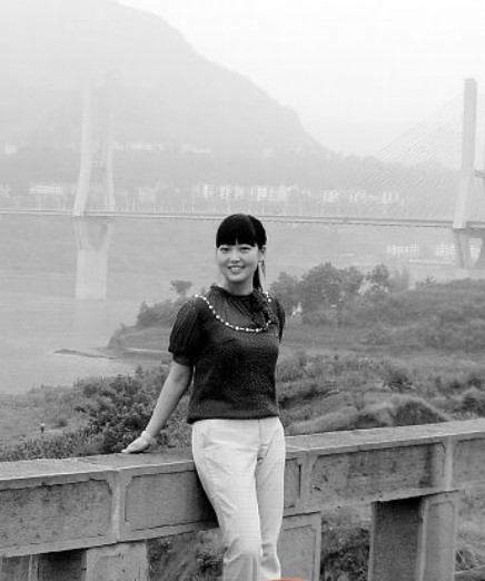 陈桦(海口经济学院女教师)