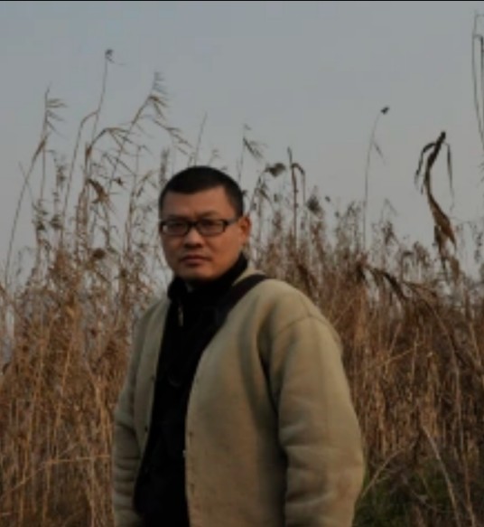 邓小刚（湖南商学院设计艺术学院教师）