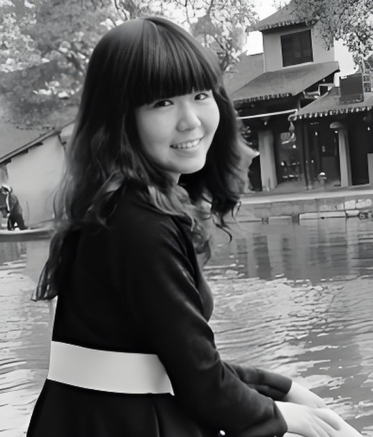 女大学生穷游事件