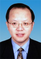 任建新（山东省济南市政协原秘书长）