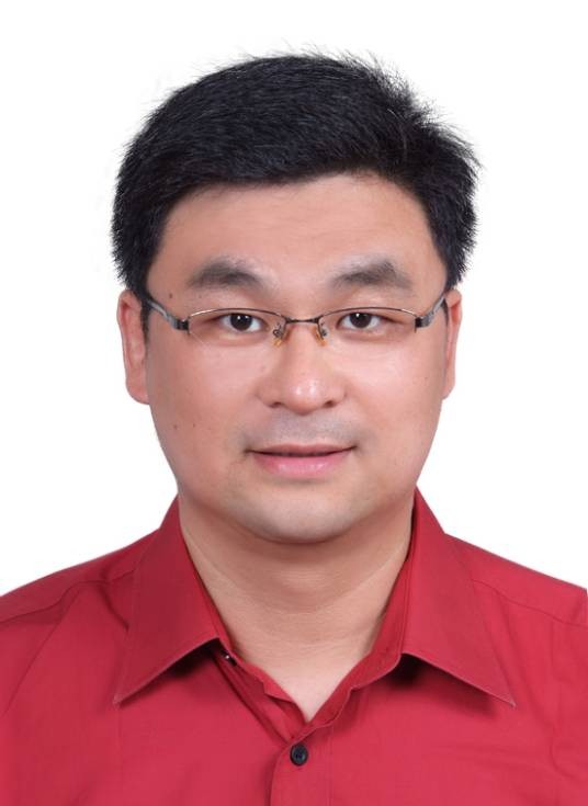 刘楠（中国传媒大学讲师兼主持人）