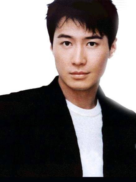 相逢在雨中（1990年黎明发行的粤语音乐专辑）
