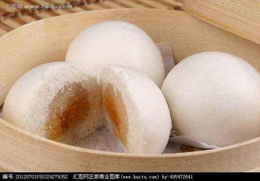 莲蓉包(广式传统甜味蒸制点心)