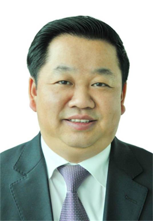 龙金毓