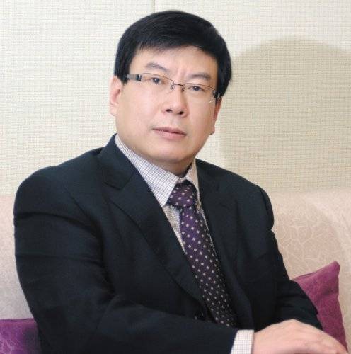 薛松（上海交通大学医学院附属仁济医院心血管外科科主任）