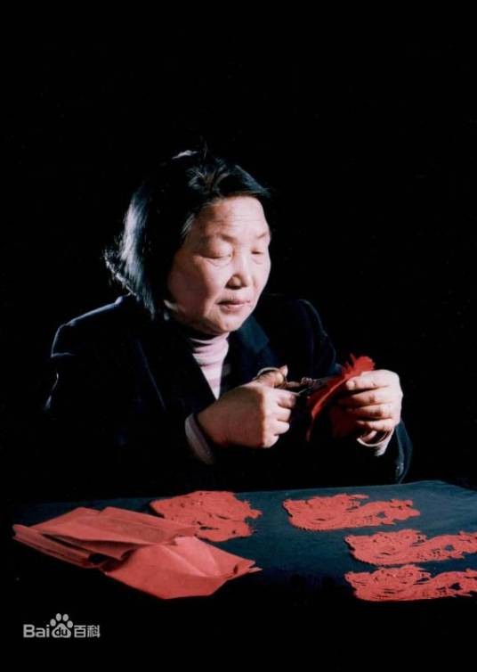 马秀珍（甘肃籍中国民间剪纸艺术大师、省级非遗传承人）