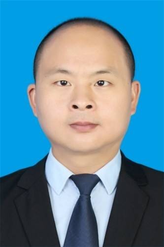 杨光泽（贵州省安顺市西秀区水务局党组成员、小型农田水利建设站站长）