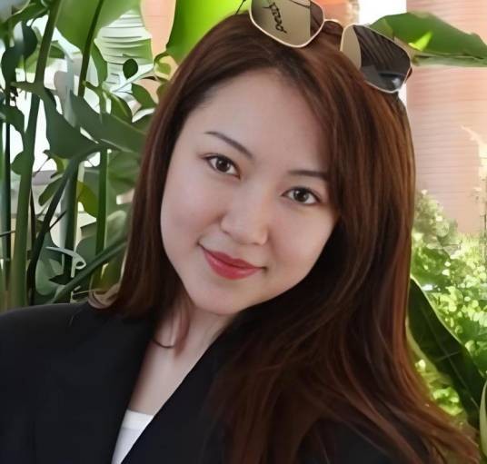 罗颖（金融融资顾问，《半熟恋人》第一季女嘉宾）