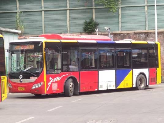 广州公交975路