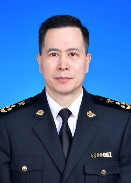 朱光耀（海关总署政治部副主任、人事教育司司长）
