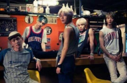 savior（2015年SHINee演唱的歌曲）