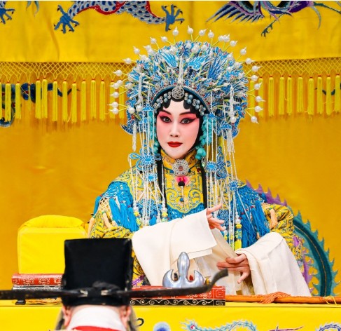 铁莲花(京剧传统剧目)