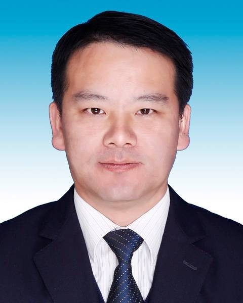 肖小军（江西省吉安市委副秘书长（兼）、市委社会工作部部长、市委非公有制经济组织和社会组织工委书记）