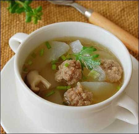 牛肉炖萝卜