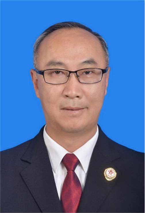 钟扬（内江市人民检察院原副检察长）
