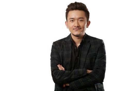 小爱（中国内地男演员、配音演员）