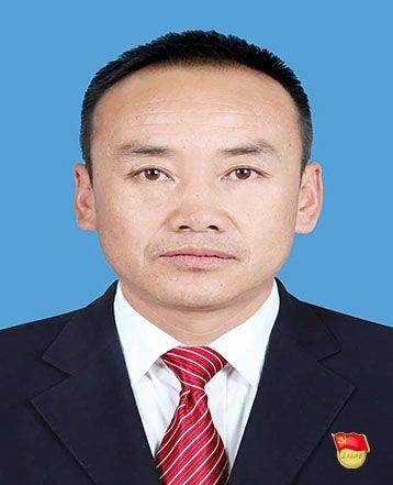 刘春雷（青海省德令哈市人民政府党组成员、副市长）