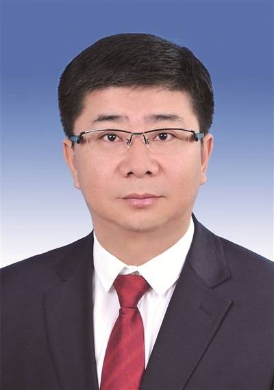 王刚（新疆维吾尔自治区党委常委、政法委书记）