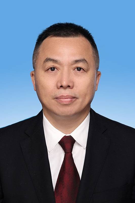 毛立新（重庆市黔江区政协副主席、民革黔江区支部委员会主委）