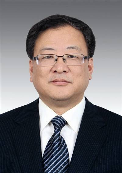 叶春晖（浙江省杭州市淳安县人大常委会原副主任）