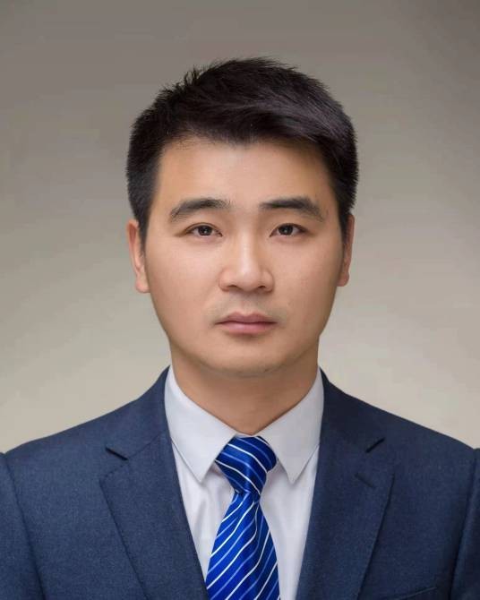 董建国（安徽省滁州市明光市委常委，市政府副市长、党组副书记）