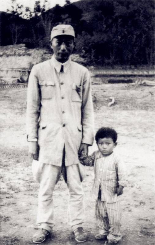 聂帅救孤