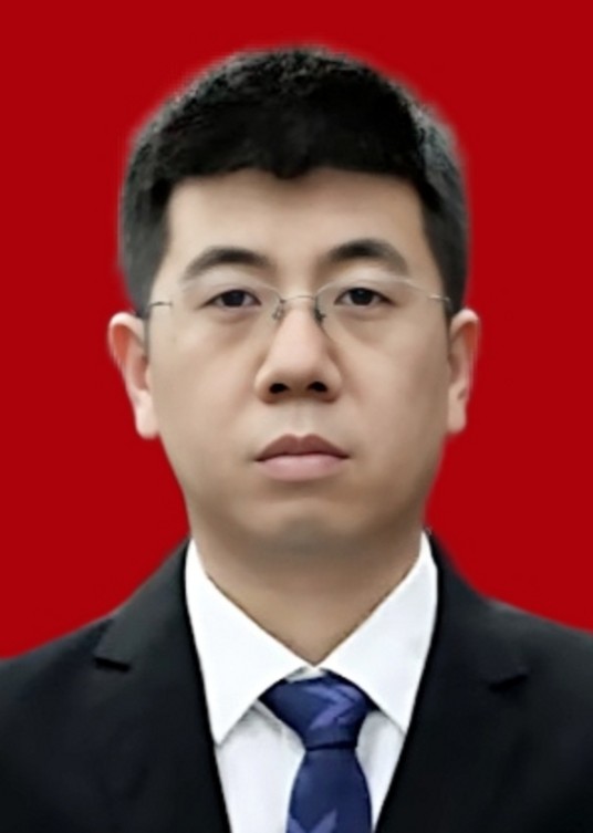 李伟光（河北省承德市委教育工委委员，市教育局党组成员、副局长、三级调研员）