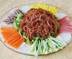 拌冷面