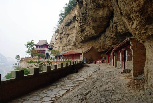 抱犊寨(河北省石家庄市境内的国家AAAA级旅游景区)